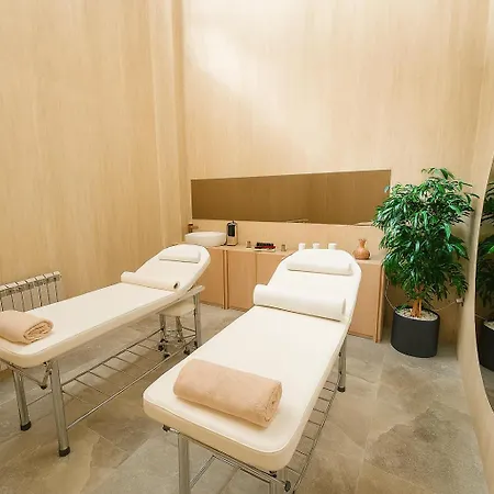 C3 - Alezzi Odyssey Pool & Aparthotel Năvodari