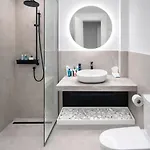 C3 - Alezzi Odyssey Pool & Aparthotel