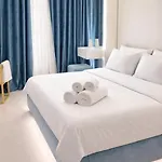 Aparthotel C3 - Alezzi Odyssey Pool &