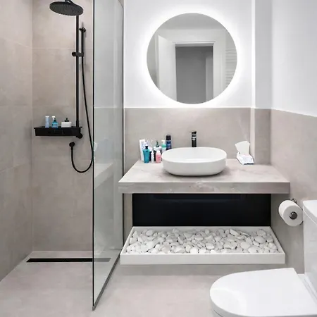 Alezzzy Aparthotel