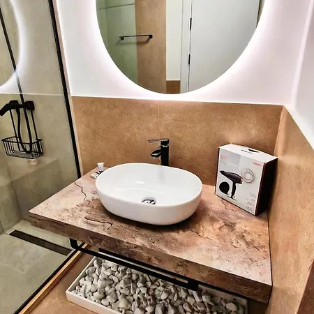 Aparthotel Alezzzy