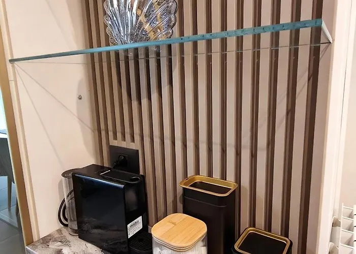 C3 - Alezzi Odyssey Pool & Ξενοδοχείο με διαμερίσματα